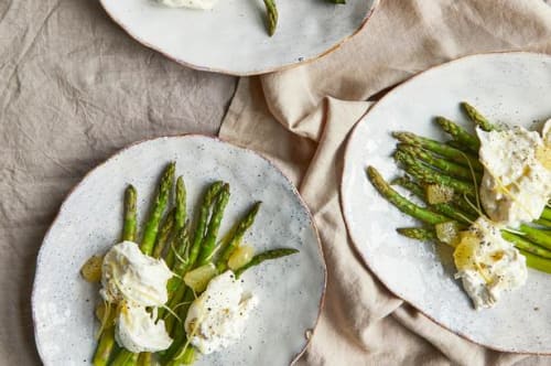 Dampede asparges med burrata