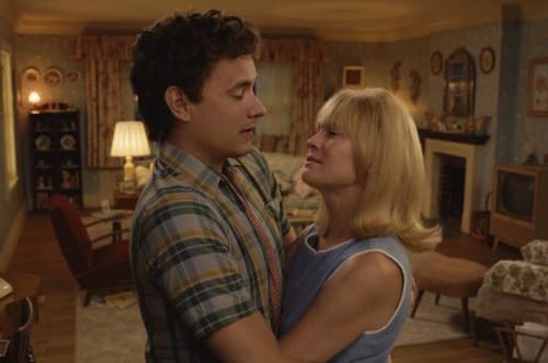 Før premieren fik den kritik for sin brug af AI – men som eksperiment lykkes Tom Hanks-film overraskende godt