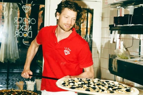Det spiser manden bag et af byens mest hypede pizzasteder, når han ikke orker at lave aftensmad