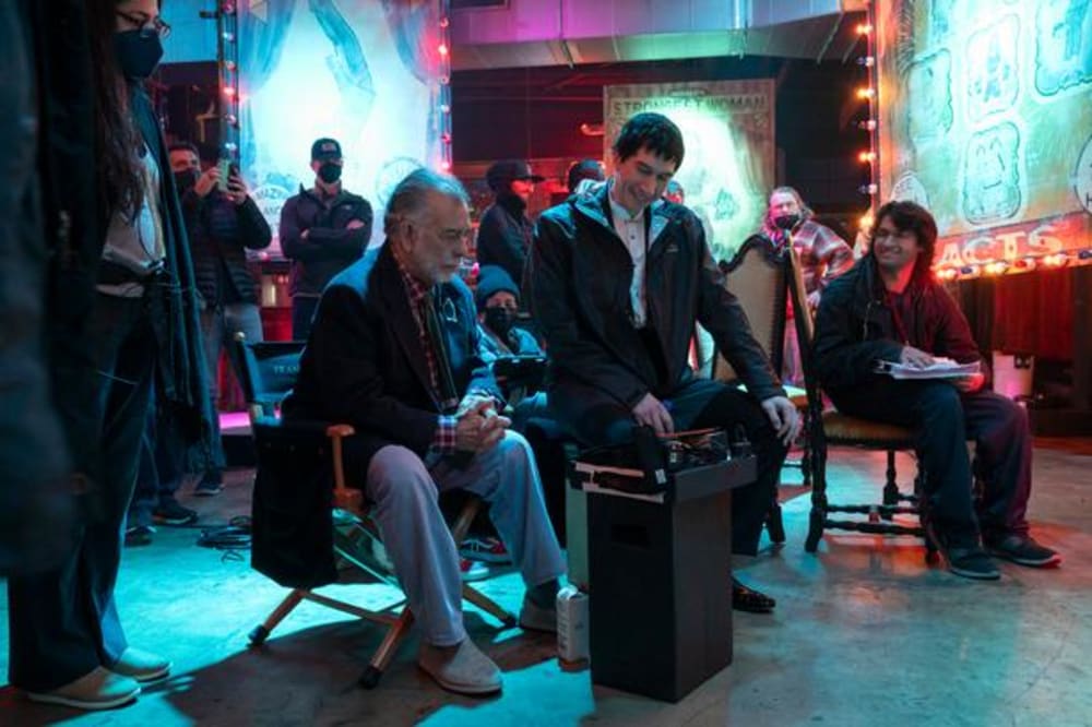 Francis Ford Coppola og Adam Driver under optagelserne til 'Megalopolis'.Foto: Phil Caruso/lionsgate/Phil Caruso/Lionsgate
