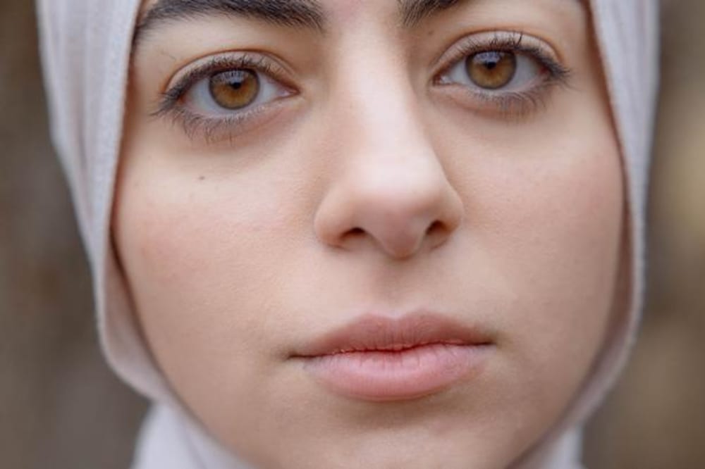 »Jeg kræver min frihed tilbage. Ikke fra min familie. Ikke fra min kultur. Men fra en stat og en feministisk bevægelse, der har glemt, hvad frihed egentlig betyder«, skriver Amar Khalil. .Foto: Signe Lægsgaard