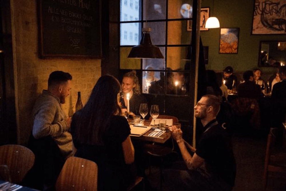 Restaurant Omar på Nørrebro er en af de restauranter, som har taget nye midler i brug for at opnå et tryggere arbejdsmiljø.Foto: Louise Herrche Serup