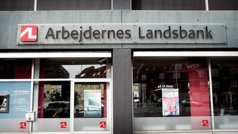 Corona medfører stort underskud hos Arbejdernes Landsbank 