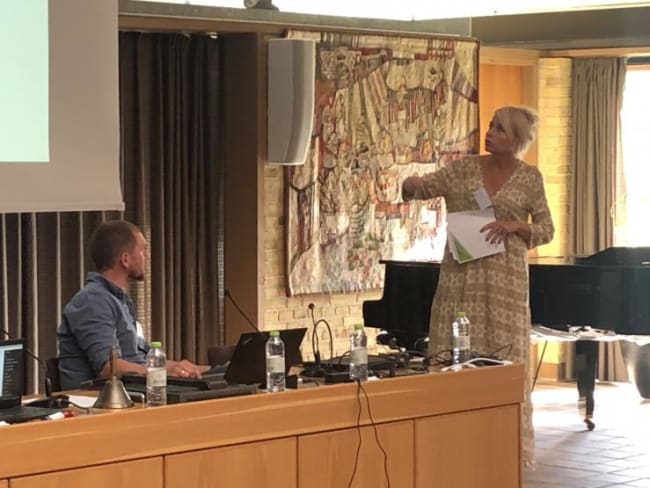 HK-formand: Rejse satte gang i solidaritetsarbejde