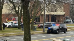 Mindst fem døde i skoleskyderi i den amerikanske stat Wisconsin