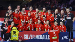 Medaljen skal med i den lokale brugs, før præstationen går op for sølvvinderne