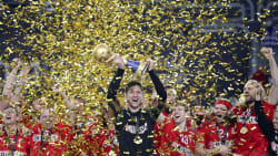 Mens Norge regner med VM-underskud, forventer Danmark plus på bundlinjen