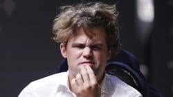 Hvem har bukserne på? Skakpræsident vil have Carlsen og hans jeans tilbage 