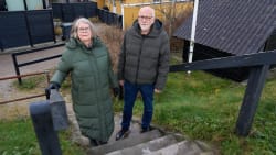 Par byggede et sommerhus klar til oversvømmelse: 'Lidt vand er ikke en stor katastrofe'