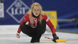 Curlingkvindernes OL-drøm er under pres ved VM