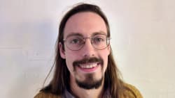 Maximillian siger farvel til Facebook: Flere danskere vender ryggen til big tech 