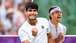 Herrernes finalister skal findes: Se fredagens sendeplan fra Wimbledon