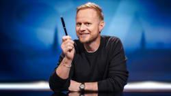 Kvinde fortalte DR om overgreb – nu rejser Jonatan Spangs fyring nye spørgsmål 