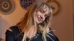 Caroline var træt af, at venskaberne blev til kaffeaftaler: Sådan ses hun nu med sine venner