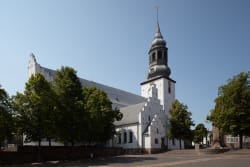 Robotkameraer i Aalborg Domkirke sikrer DR-seere gudstjenester alle søndage året rundt