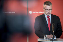 Henrik Sass Larsen er blevet smidt ud af Socialdemokratiet