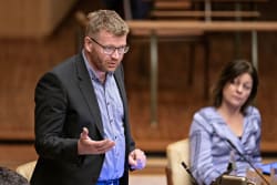 Overlæge og byrådsmedlem overtager for Mercado