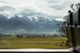 I toget langs den newzealandske østkyst vælger du selv udsigten