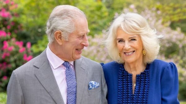 Kong Charles genoptager sine officielle pligter efter kræftsygemelding