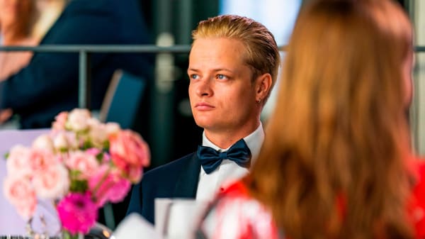 Kronprinsesse Mette-Marits søn efterforskes for brud på tilhold