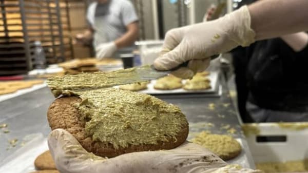 Viral Dubai-chokolade koster dyrt for både pengepung og klimakonto
