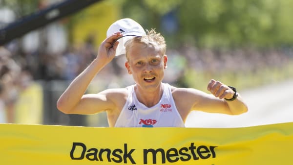 Danmarks nye løbestjerne jagter rekord, der er næsten lige så gammel som ham selv