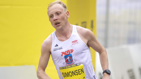 Simonsen smadrer dansk rekord på halvmaraton