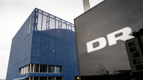 LIVE: Dokumentar skaber heftig debat midt i valgkamp og storpolitisk trekantsdrama