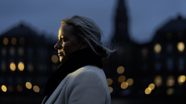 På bare ét døgn har LA skiftet holdning og skiftet holdning til holdningsskiftet. Nu vil partiet 'ikke stå i vejen' for noget som helst