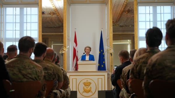 Von der Leyen på besøg i Danmark: 'Hvis Europa vil undgå krig, må Europa gøre sig klar til krig'