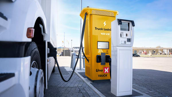 Vognmænd løber panden mod muren i jagt på million-støtte til klimavenlig transport
