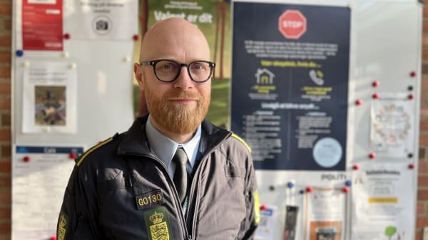 Bank og politi advarer: Nu står svindlerne på dit dørtrin