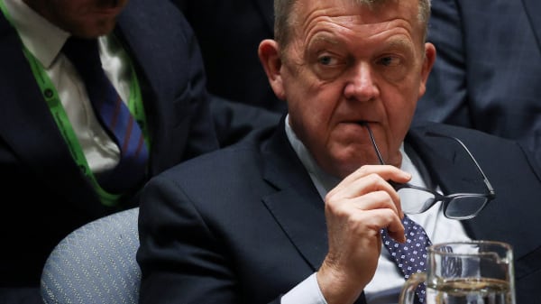 Løkke taler ud om dramatiske dage: Sådan var spillet i kulissen