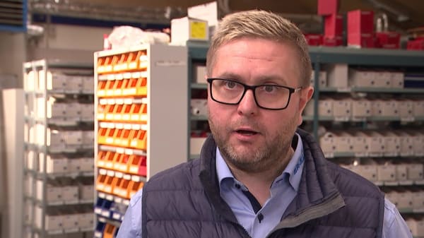 Køb, køb, køb: Virksomheder står i kø for at spinde guld på Forsvaret