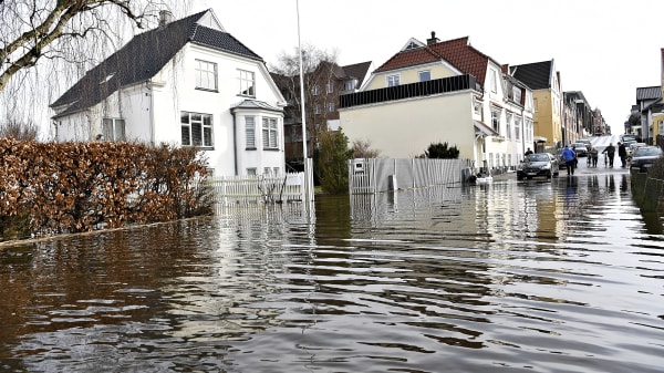 Minister bør tage opsigtsvækkende opråb fra forskere alvorligt, mener hans eget Ungeklimaråd
