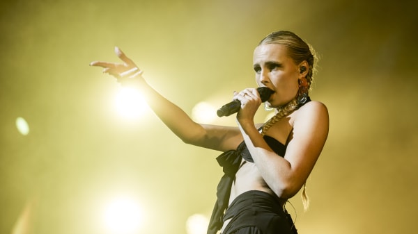 Chefredaktører tager sig til hovedet efter incel-angreb fra Saint Clara 