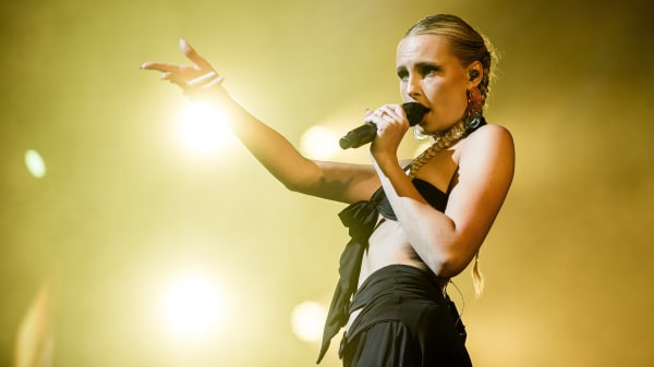 Chefredaktører tager sig til hovedet efter incel-angreb fra Saint Clara 