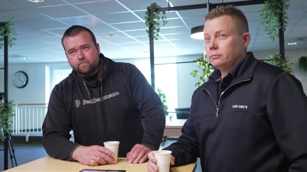Thomas og Johnny gik på byggeplads med asbest: 'Det er forkasteligt'