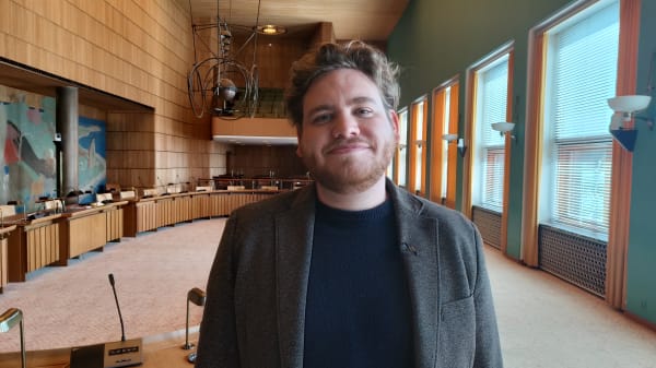 Kræver det en villa og en Volvo for at stille op til kommunalvalget? Nicolai siger nej