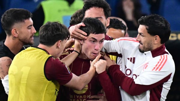 Drømmemål sikrer Roma point i derby mod Isaksens Lazio