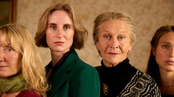 Se videoen: DR Pigekoret tilføjer gys, mystik og magi til DR's nye dramaserie 'Generationer'