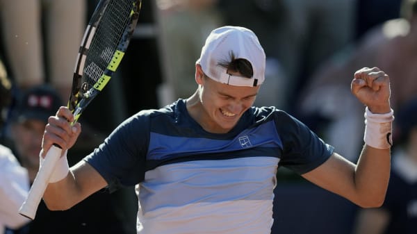 Da det så sværest ud, tænkte Rune: 'Hvad ville Djokovic gøre?'