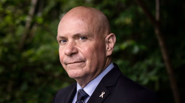 Flere partier vil forbyde Gades dobbeltrolle