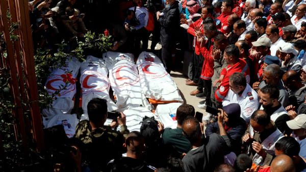 Israels militær har undersøgt drab på redningsfolk, men eksperter mangler stadig svar