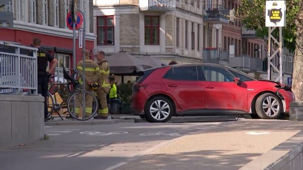 11 er kvæstet efter påkørsel ved søerne i København - to i kritisk tilstand