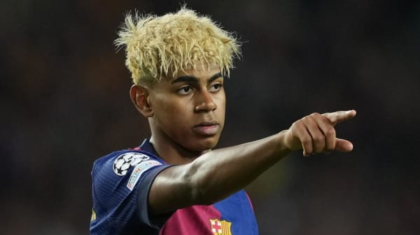 'Det er ikke normalt': Fodboldens legender dåner over Barcelonas stjerneskud
