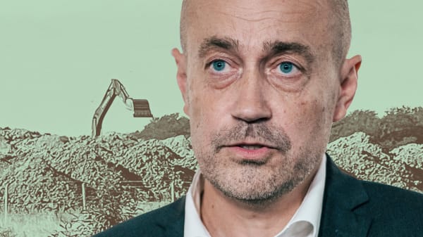 Samlet opposition presser minister: 'Hele den her sag lugter af, at man har syltet det big time'