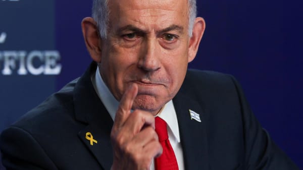 Netanyahu langer ud efter lederne af Frankrig, Storbritannien og Canada