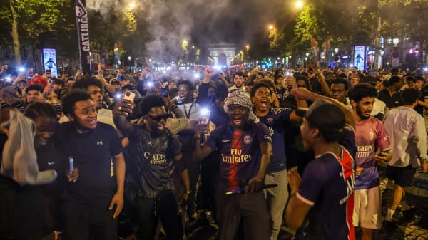 Korrespondent: Dødsfald under Champions League-fejring har lagt en dæmper på Paris