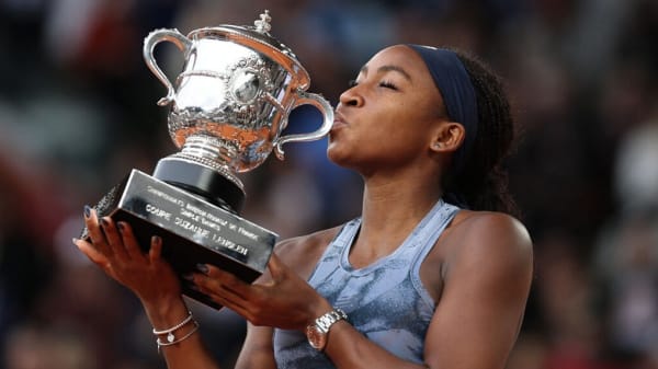 Coco Gauff besejrer verdensetteren og vinder French Open